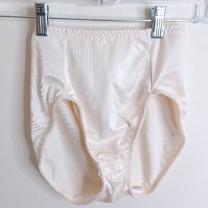 FLEXEES 5044 Signature Waist Band Firm Control High-Cut Brief Girdle Pantie.